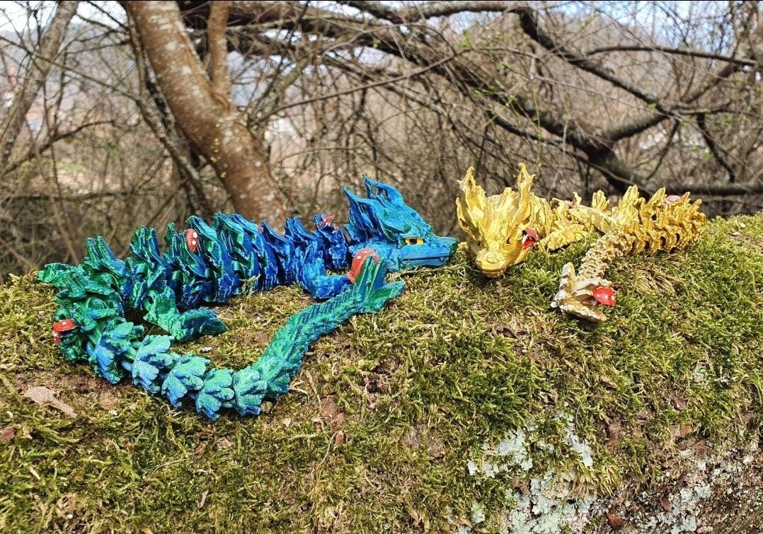 Gelenk Drachen artikulierende Walddrachen handbemalt schimmernde Farben