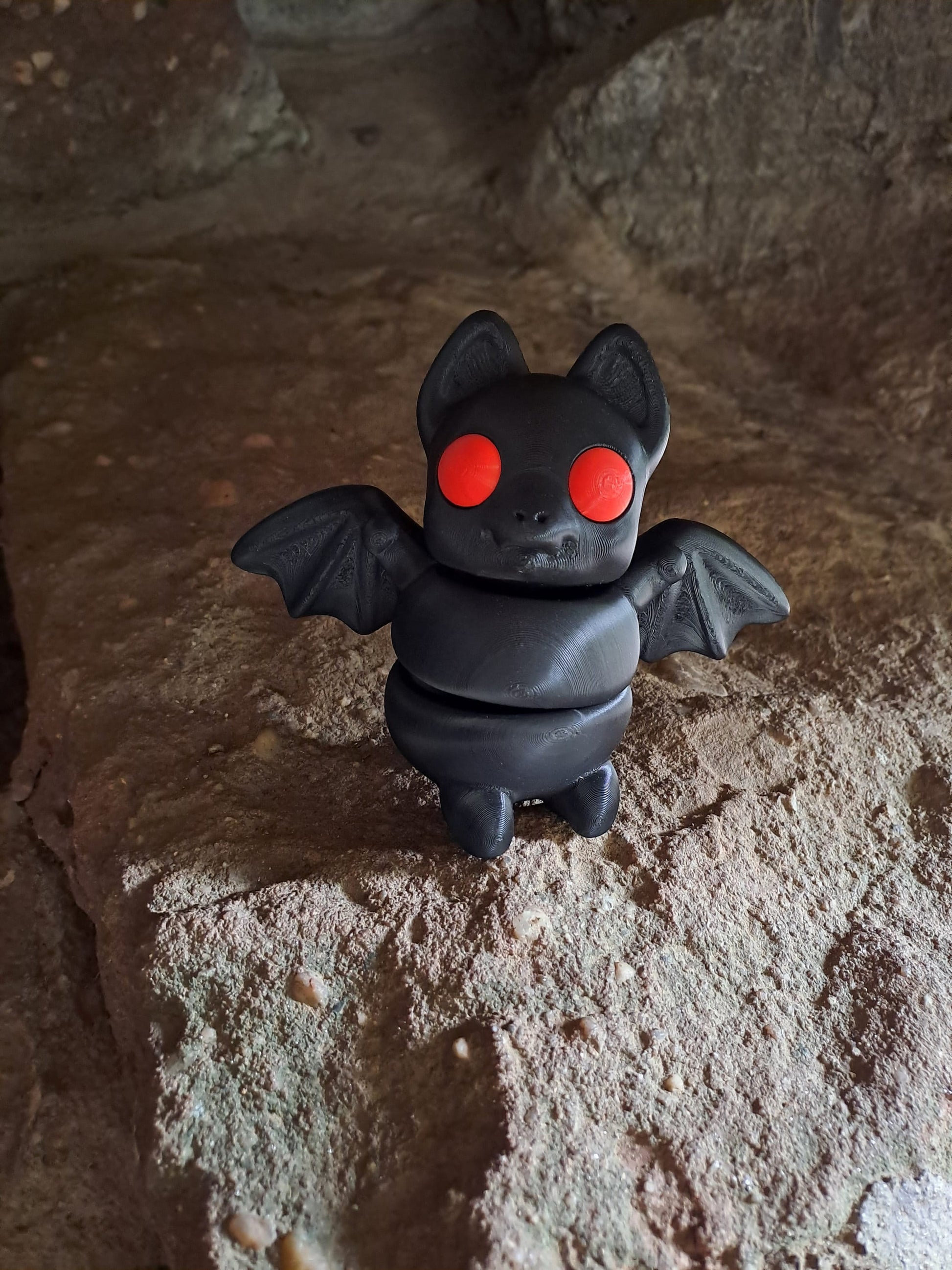 Bewegliche Fledermaus Tiny Bat von Zou3D: Eine charmante Ergänzung zu Ihrer Fledermaus Sammlung